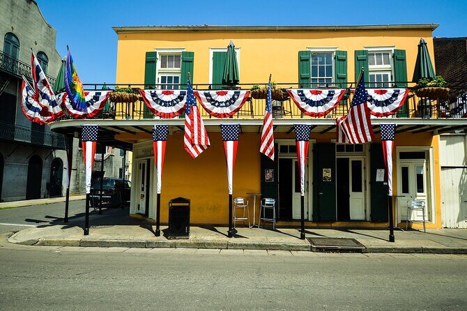 Uptown Elegance Private Tour: New Orleans Garden District - Exploring the Garden District: What to Expect