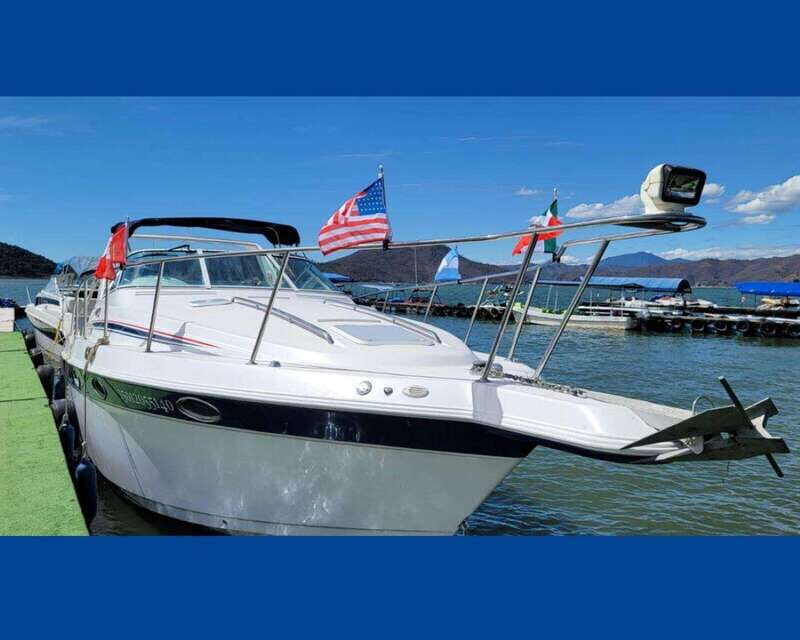 Valle de Bravo: 33 feet VIP Yacht Rental Experience
