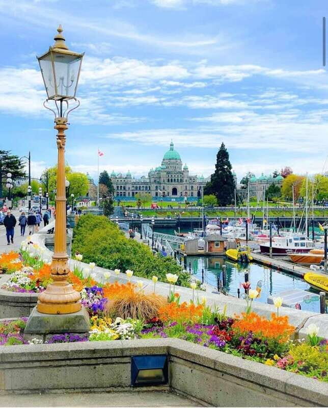 Vancouver: 3 Day Budget Tour With Victoria & Whistler - From Mountains to the Sky: Sea to Sky Highway & Whistler