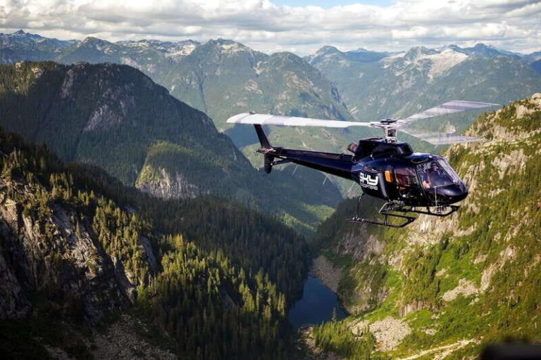 Vancouver: Beer Tasting Helicopter Tour with Hotel Pickup - The Scenic Flight: From Vancouver to the Coast Mountains