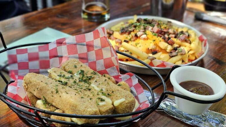 Vancouver: Private Food Tour Tailored to You by a Local - Who Should Consider This Tour?