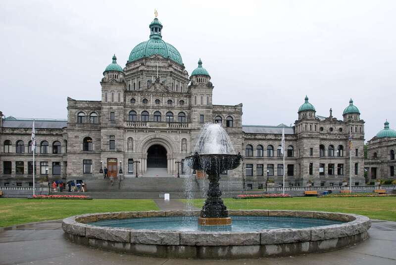 Vancouver: Private Walking Tour with a Local - How the Tour Works and What to Expect
