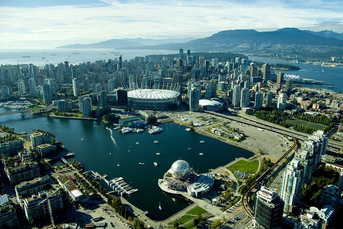 Vancouver Tour: Stanley Park, Granville Island & Capilano Bridge - The Overall Experience