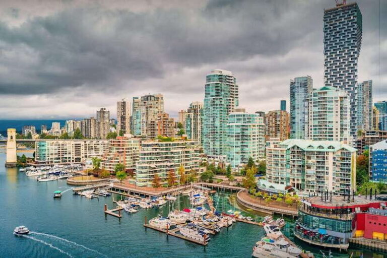 Vancouvers Seaside Romance: A Coastal City Walk - Practical Details and Value