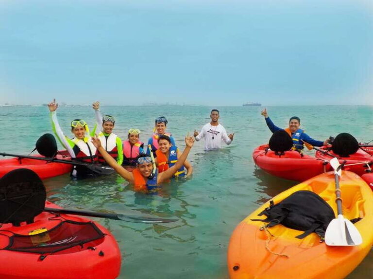 Veracruz: Isla de Sacrificios Kayaking Experience - The Experience of the Guides and Group Size