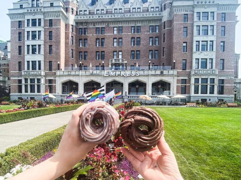 Victoria Delicious Donut Adventure by Underground Donut Tour - Itinerary Breakdown: What Makes Each Stop Special