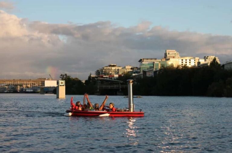 Victoria: Private Hot Tub Boat Rental - What to Expect on Your Rental