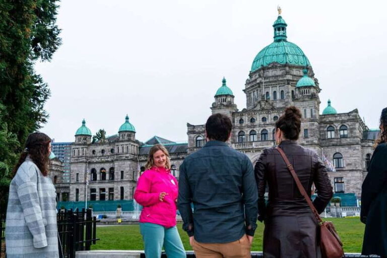 Victoria: Sip, Savor, Stroll Evening Food Tour - Who Will Love This Tour?