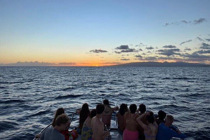 Waikiki Sunset Boat Cruise - Practical Details