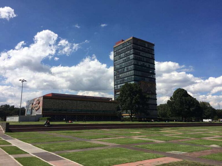 Walk around UNAM campus, a UNESCO World Heritage Site - The Meeting Point and Access