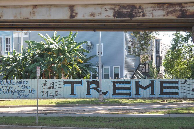 Walking the Tremé: A Self-guided Audio Tour of New Orleans - Technical Aspects and Practical Details
