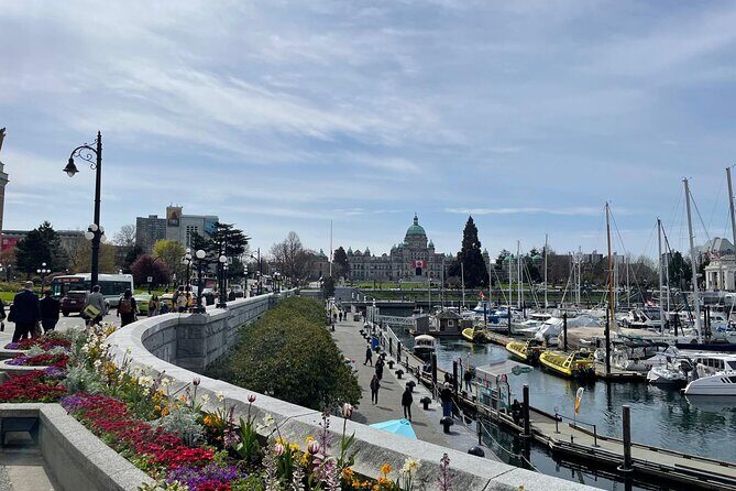 Walking Tours in Victoria Canada, food, drink, and history - What You Can Expect During the Tour