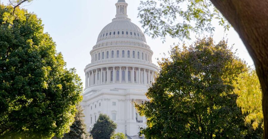 Washington DC: Bus Tour with US Capitol and Archives Access - Major Landmarks and Attractions