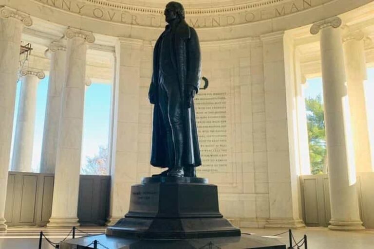 Washington, DC: Private Tour by Van to Honor Our Heroes - The Sum Up