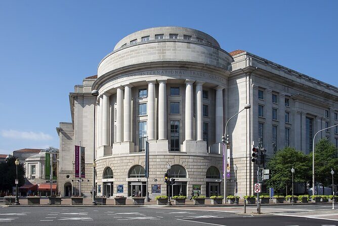 Washington Private tour from New York with driver and guide - Detailed Breakdown of the Tour Experience