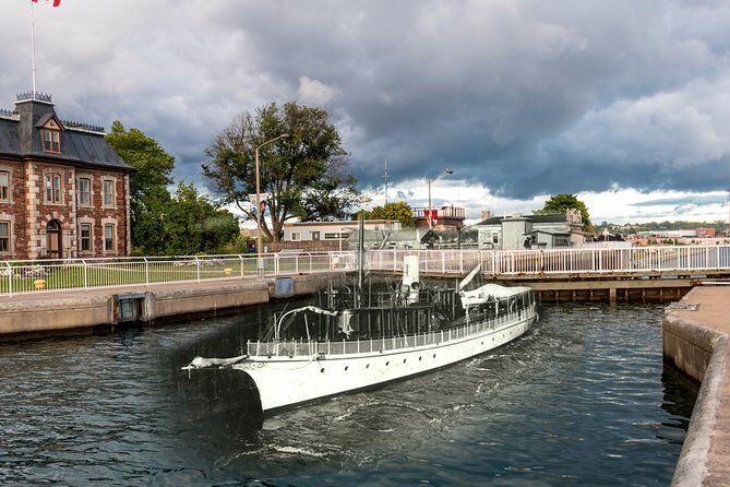 Waterfront Attractions Tour in Sault Saint Marie - Logistics and Practical Details