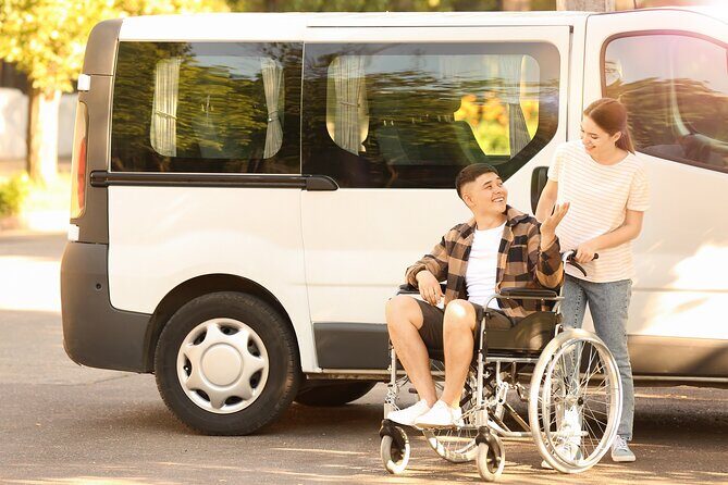 Wheelchair Accessible Airport Transfer Chicago to OHare, Midway - Who Should Consider This Service?