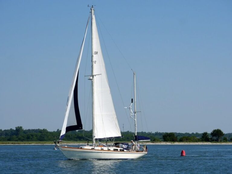 Wilmington: Wrightsville Beach Private Sailboat Cruise - Who Will Love This Tour
