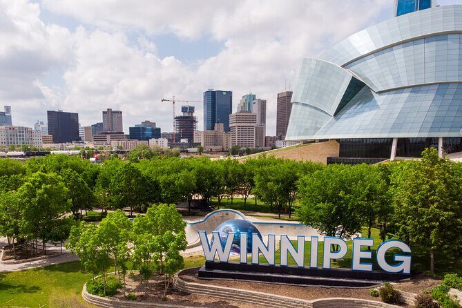 Winnipeg Private Walking Tour with a Local