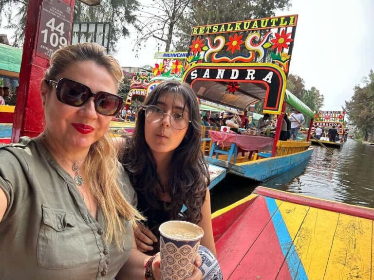 Xochimilco and Garibaldi: Tradition and Music - The Practicalities: Transportation, Timing, and Value