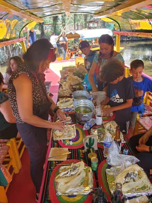 Xochimilco: Market, Food and Nature ¡All included! Tour