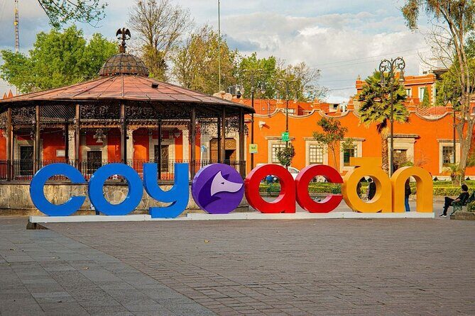 Xochimilco The island dolls and Axolotl museum from Mexico City - The Itinerary in Detail