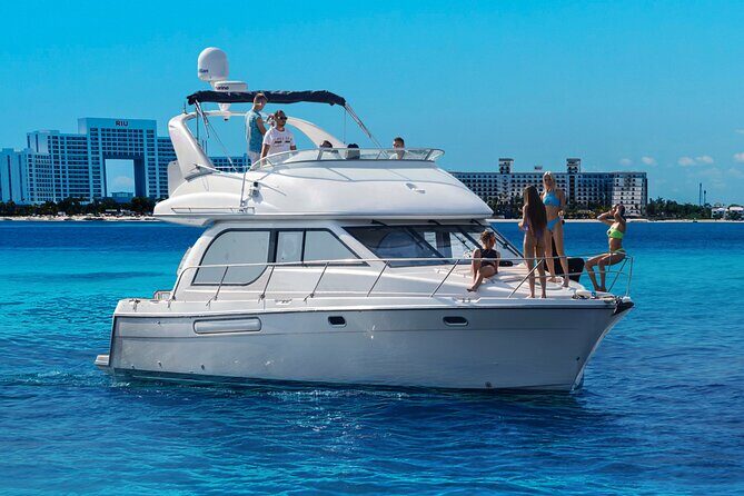 Yacht Meridian 40FT Best Private Rental in Cancun - The Sum Up