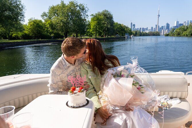 Yacht Proposal Package with decoration and Prosecco (2 hours) - Who Should Book This Experience?