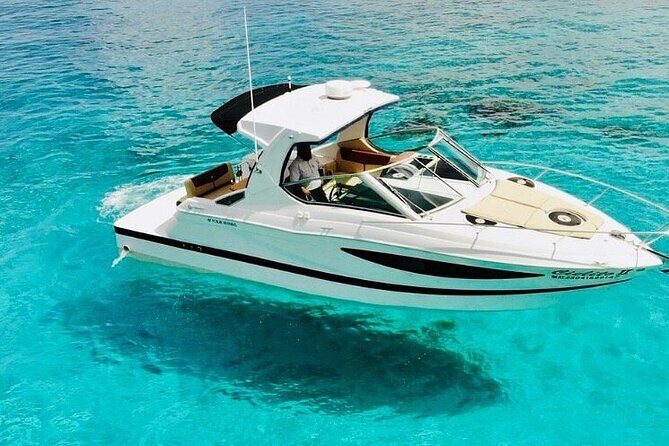 Yacht with visit to heaven cie service snorkell included - What’s Included and What’s Not