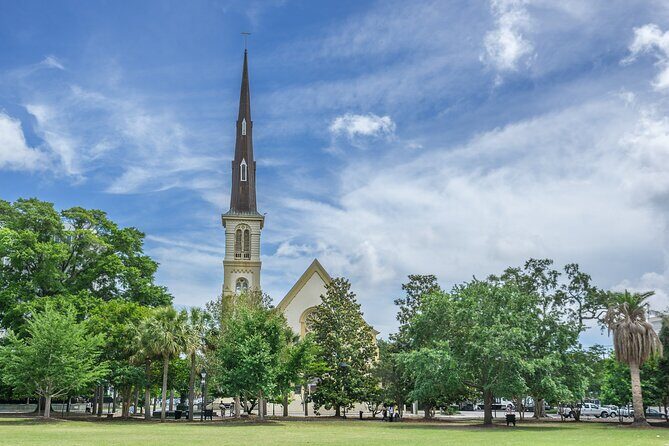 Yuletide Splendor A Christmas Walking Tour in Charleston - Authentic Traveler Feedback and Insights