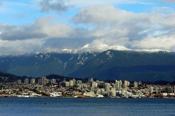 YVR Layover - Vancouver City Sightseeing Private Tour - Deep Dive Into the Itinerary