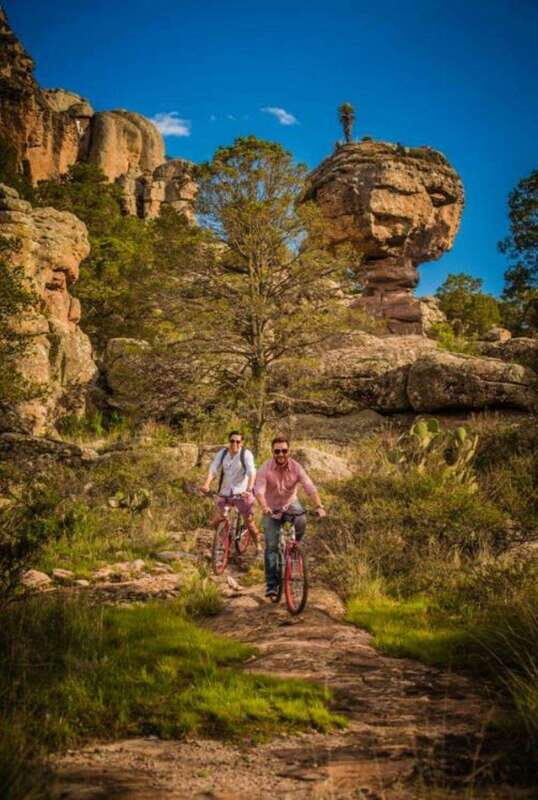 Zacatecas: Sombrerete de Película Tour - The Guided Experience: Knowledgeable and Engaging