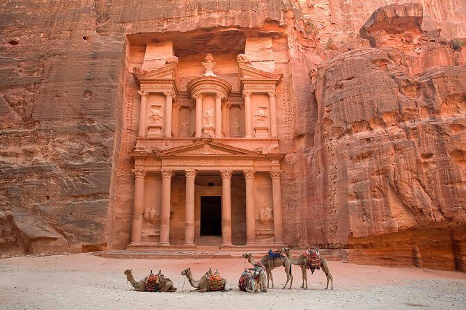 02 Days with 01 overnight Petra and Wadi Rum Tour from Eilat Border - What Makes This Tour Stand Out