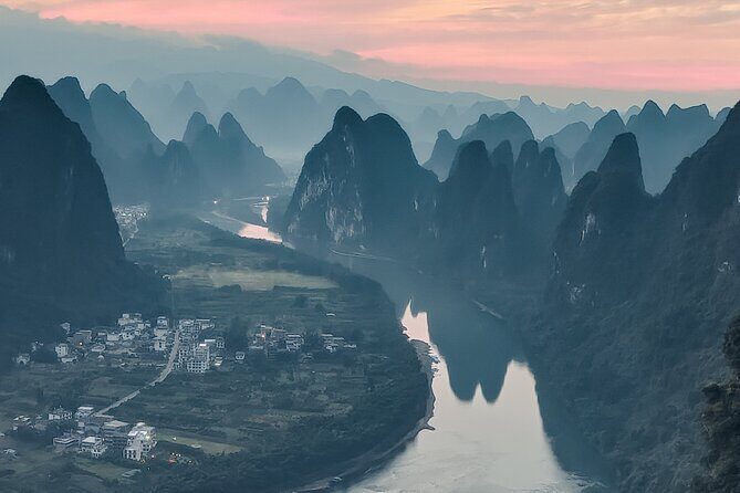 1-Day Guilin Tour to Reed Flute Cave, Xianggong Hill, Bamboo Boat and Night Show - Who Should Consider This Tour?