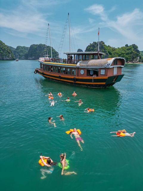1 Day Ha Noi - Cat Ba island - Lan Ha Bay - Ha Long Bay - Navigating Lan Ha Bay: Karst and Caves