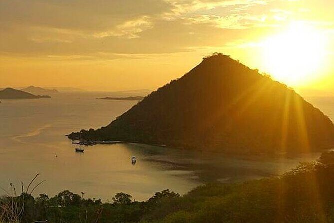 1 Day Labuan Bajo Cunca Wulang, Rangko cave & Sylvia Hills - Authentic Experiences and Traveler Feedback