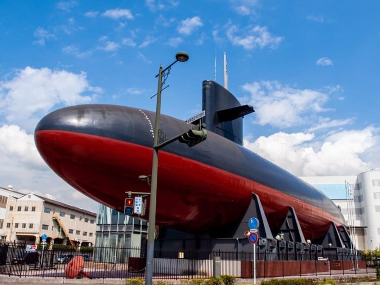 1-Day Tour from Hiroshima: Naval History in Port City Kure - Analyzing the Value