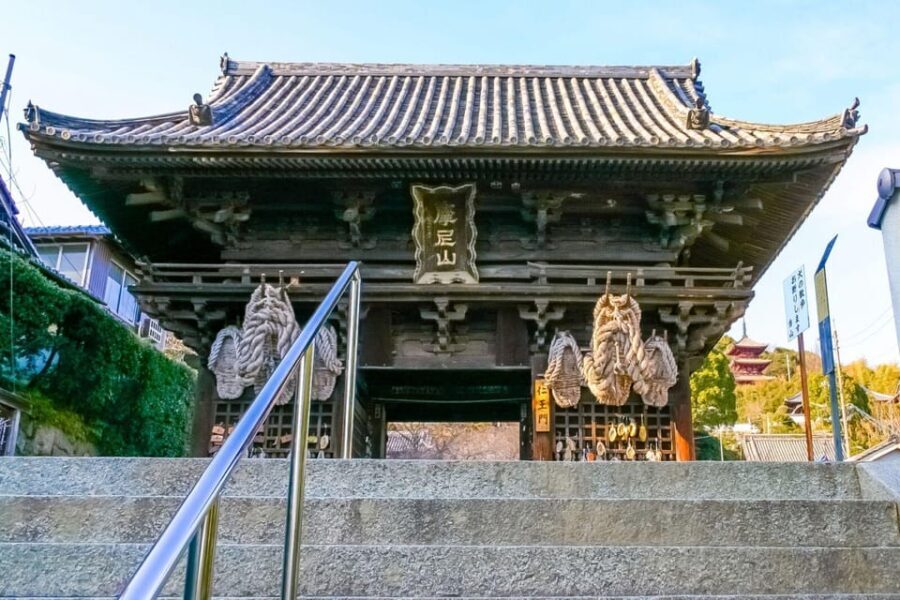 1-Day Tour: Onomichi Temples & Saijo Sake Tasting - An Authentic Day in the Chugoku Region
