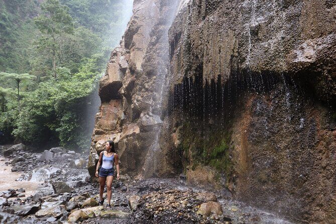 1 Day - ULTIMATE TOUR Tumpak Sewu Waterfall and Goa Tetes cave // 07:30 - 17:30 - Considerations & Tips
