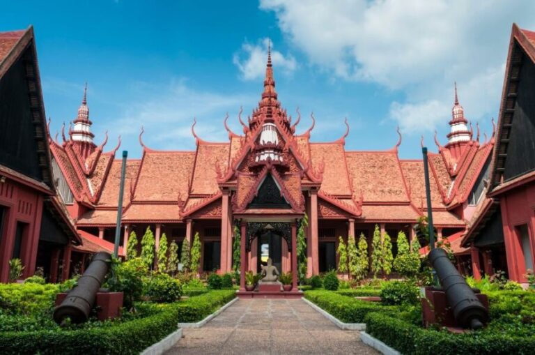 13 Days Private Tour Highlights of Cambodia & Vietnam - Detailed Day-by-Day Breakdown