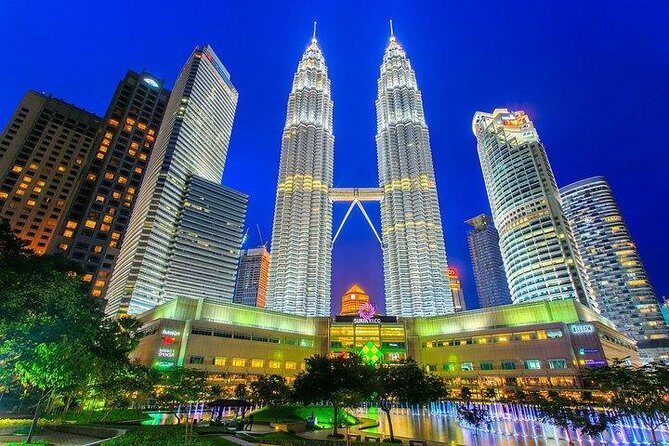 #17or19 Hrs Kuala Lumpur Van Tour from Singapore w' Tour Guide - A Deep Dive into the Kuala Lumpur Tour Experience