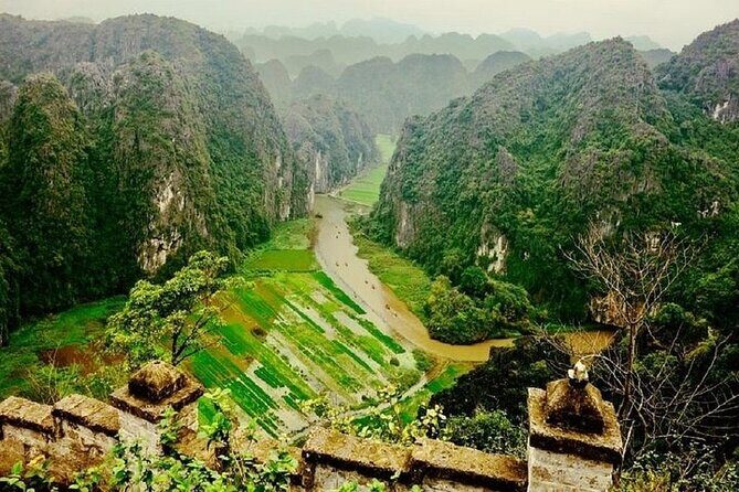 2-Day Ninh Binh Adventure Tour from Hanoi - Food & Accommodation