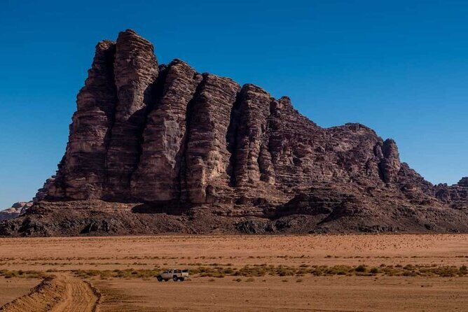 2-Day Private Tour in Jordan - Deluxe Tent - Wadi Rum: Night Under the Stars