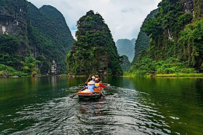 2 Day Private Tour in Ninh Binh with Mini Resort or 4 Star Hotel - The Sum Up