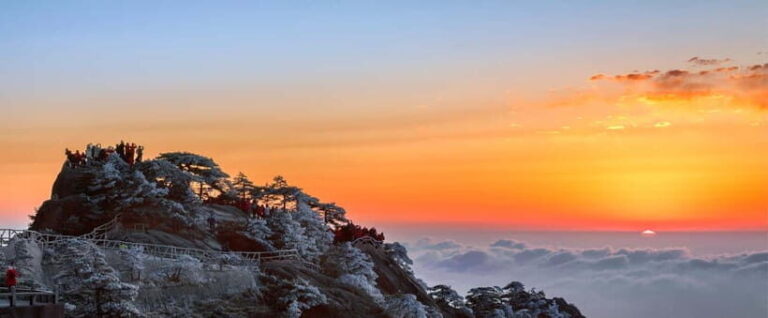 2-Day Tour of Mt. Huangshan and Hongcun - The Charm of Hongcun Village