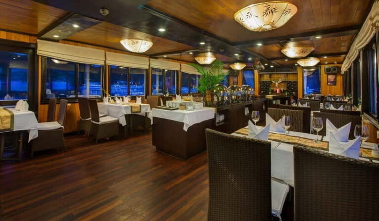 2 Days: Ha Long Bay overnight cruise with private balcony - Detailed Itinerary Breakdown