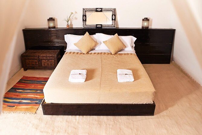 2 Days Private Fes Desert Tour with one Overnight in Luxury Desert Camp - Analyzing the Value