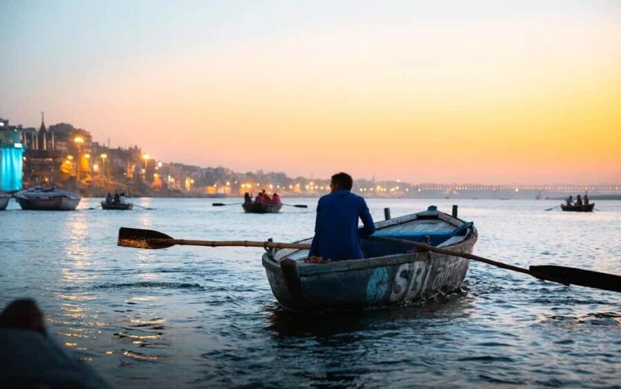 2 Days Varanasi City Tour with Evening Aarti and Boat Ride - Wrapping Up: Is This Tour Right for You?
