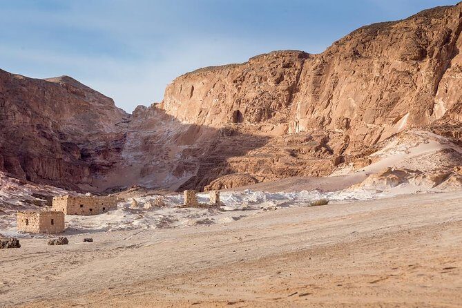 2 Days White Desert And Bahariya Oasis Tour - Breaking Down the 2-Day Itinerary