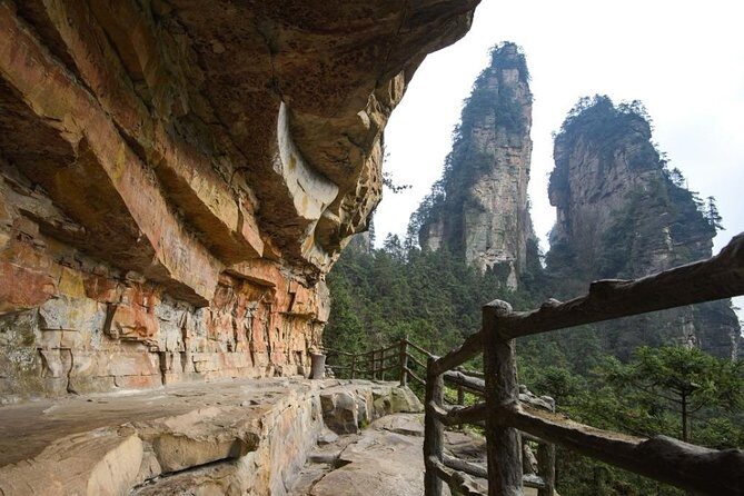 2 Days Zhangjiajie Private Tour for Avatar Mountain Discovery - Exploring Zhangjiajie: A Deep Dive into the Itinerary